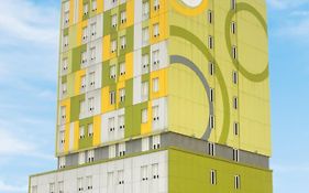 Zest Hotel Jemursari